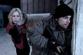 In the movie stella was going through a divorce with her husband. 30 Days Of Night Depicts A Month Of Vampire Terror Tahoedailytribune Com