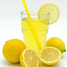 Jus jeruk, pisang dan nanas. Kaiser Friedrich Therme Mattiaqua
