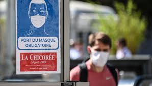 Vous trouverez également à l'entrée de chaque commerce, très souvent, du gel hydroalcoolique pour vous. Port Du Masque Obligatoire Dans Les Lieux Publics Clos Ce Qu Il Faut Savoir