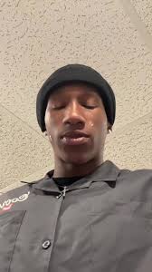 LuhG (@luhgreg2k)'s video of ynw melly singing