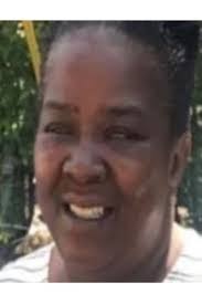 Pamela Hoyle's Instagram, Twitter & Facebook