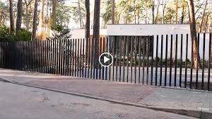 Browse 20,251 photos of modern fence ideas. Fancy Fence Modern Fence And Gate