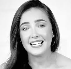 One Gorgeous Young Woman, Two Stunning Dresses👌🏿