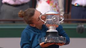 Here is rafa recieving the french open trophy for the 6th time from former champion jim courier. Simona Halep Receives French Open Trophy Nbc Sports