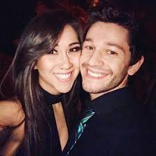 Amber Wild (@amberthefridge)