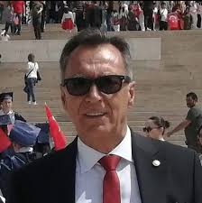 🧿KAV KONUT METROPOL Recidance Satış ofisi Proje etkinliği tanıtım  toplantısına Cengiz ÇAKAR, Yaşar KESKİN , Cengiz BAYRAM , Sefer AYDIN ile  birlikte katılarak KAV KONUT sahibi Volkan KAVŞUT' a hayırlı olsun  dileklerimizi