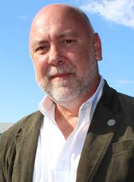 With 38 still missing, George building rescuers switch to large machinery