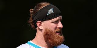 Panthers' Hayden Hurst dealing with post traumatic amnesia after November  hit, father reveals