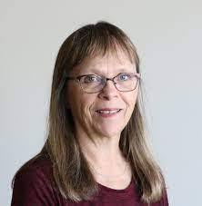 Diane Schull's Instagram, Twitter & Facebook