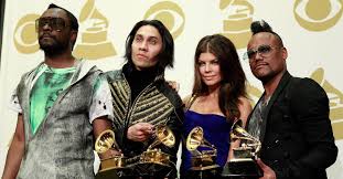 Singer fergie of the black eyed peas attends the official after party for the black eyed peas las vegas concert at the bank nightclub at the bellagio. What Happened To Fergie In The Black Eyed Peas She S Been Replaced