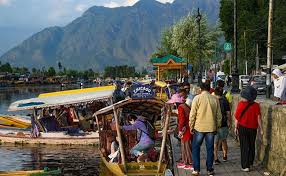 Jammu And Kashmir Tourism Only 800 Foreigners Visited Jammu And Kashmir In August Says Report
