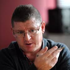 Anthony Vickers's Instagram, Twitter & Facebook