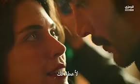 سرحات لما أخد هاتف يلدز و طلب منها تواعدو انها ماتتصل بداليان🙃 سرحات :  عديني أنك لن تتصلي بداليان 🥺 يلدز : ان أعدك😁 سرحات : عديني لأعطيه لك (  الهاتف )🥺