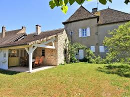 Publier une annonce pour vendre ou mettre en location un bien immobilier entre particuliers est gratuit. House For Sale In Chalon Sur Saone Saone Et Loire Character Property With 6 En Suite Bedrooms And Large Barns France Ref P4999pvu 14334