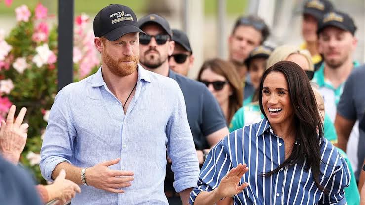 Prince Harry's huge 'regret' over Meghan Markle's first meeting with Queen  Elizabeth - AOL