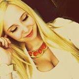 Mariana Steiner's Instagram, Twitter & Facebook