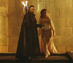 The Phantom Of The Opera Is There Inside Your Mind And Though You Turn From Me To Glance Behind The Phantom Of The Opera Is There Inside Your Mind Music Of The Night Phantom Of The Opera Opera