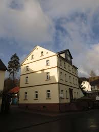 Wir bringen mieter & vermieter in unserem großen immobilienmarkt zusammen. Mietspiegel Fur Fronhausen Wohnpreis De