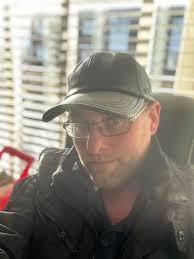 Hi everybody, I am just wondering if you could help me with a part that I  am looking for it is a gearbox cover for the side ￼ of the gearbox, I