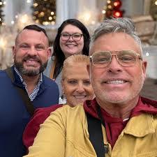 Holly Cathcart's Instagram, Twitter & Facebook