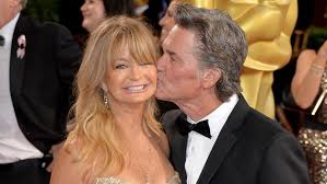 Aug 02, 2019 · kurt russell and goldie hawn have been together for 34 years, but they just recently made an announcement that has left fans without words. Verkatert Und Schabig So Hat Kurt Russell Goldie Hawn Rumgekriegt
