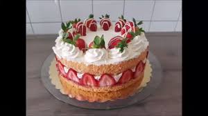 Erdbeer Torte P S Backparadies Video Kuchen Und Torten Rezepte Erdbeer Torte Erdbeertorte Rezept