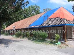 Aku akan menceritakan awal kisah ini yang terjadi 2 tahun yang lalu(sampe sekarang masih berlanjut). Dinas Kebudayaan Kundha Kabudayan Daerah Istimewa Yogyakarta