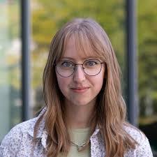 Maggie Duncan's Instagram, Twitter & Facebook