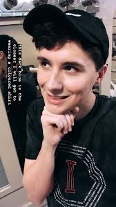 ꒰ঌ(⃔ ⌯' '⌯)⃕໒꒱ — daniel howell