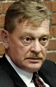 Ex-FBI official fined $10,000 for ethics lapse