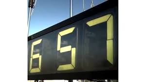 Every lap is so long that when the driver has … Video Porsche 918 Spyder Plug In Hybrid Shatters Nurburgring Lap Record