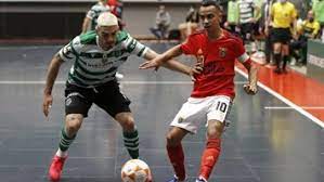 No total, incluindo amigáveis e torneios de mesmo cunho, foram realizadas 431 partidas, com 184 vitórias do sl benfica, 87 empates e 160 vitórias do sporting cp. Benfica Vence Sporting Em Jogo De Loucos Na Luz E Empata Final Do Campeonato Futsal Jornal Record