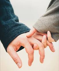 Maybe you would like to learn more about one of these? Inilah Makna Dari Cara Bergandengan Tangan Dengan Pasangan Mau Tahu Semua Halaman Bangka Sonora Id