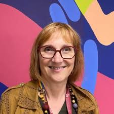 Lucy Trueman (@LucyTrue)