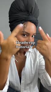 Tutorial de turbante para cabello rizado en días lluviosos