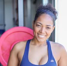 Tiffany (@TiffanyDarlyn)