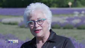 A Visit to Fragrant Isle Lavender Farm & Shop