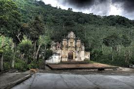 Guatemala Ciudad De La Antigua Guatemala Ermita De Santa Cruz Explore 20 De Noviembre De 2013 Barcelona Cathedral Travel My Land