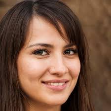 Isabel Larson's Instagram, Twitter & Facebook