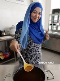 This makes it the perfect location for people working at klia, putrajaya, cyberjaya, nilai, seremban. 7 Kauthar Cafe In Setia Tropika One Of Jb S Best Laksa Johor Johor Kaki Travels For Food