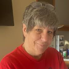 What to do next with deco mesh crafting project?