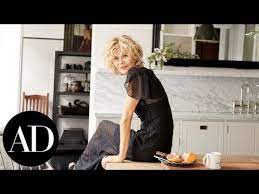 Inside Meg Ryan 39 S New York City Loft Celebrity Living Architectural Digest Youtube Celebrity Houses Inside Celebrity Homes Architectural Digest