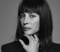 Renee Batchelor's Instagram, Twitter & Facebook