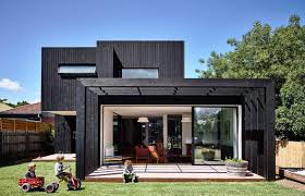Here is a great tutorial of the diy process on how to prepare exterior shou sugi ban siding for a tiny house project. The Art Of Charred Cedar Shou Sugi Ban Habitus Living