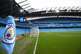 Fernandinho of manchester city lifts the premier league trophy with team mates benjamin mendy, riyad mahrez, ederson and sergio aguero as manchester city are presented with the trophy as they win the league following the premier league match between manchester city and everton at etihad stadium on may 23, 2021 in manchester, england. Help Fight The Corona Virus Manchester City Offers The Etihad Stadium For Medical Purposes Cultured Purl