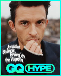 Bridgerton' Star Jonathan Bailey Opens Up About His Sexuality and Why  Season 2 Is 'Quite Scary'