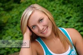 Angela Leist's Instagram, Twitter & Facebook