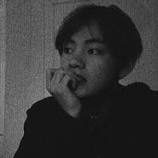 See the handpicked 95 taehyung black and white aesthetic wallpapers gallery posted by samantha tremblay, share with your friends and social sites. Bts Black And White Taehyung Black And White And Taehyung Image 6718075 On Favim Com