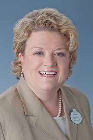 Michelle Gendreau's Instagram, Twitter & Facebook