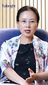 Hôm nay, đông đảo giảng viên, đối tác, nhân viên, cựu học viên và học viên  FETP-FSPPM có mặt để cùng nhau chứng kiến cột mốc 30 năm hình thành và phát